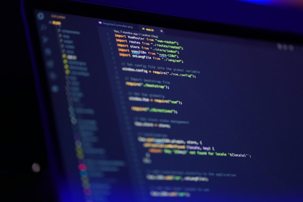 Thiết kế website AI-First: Giao diện tự thích ứng realtime